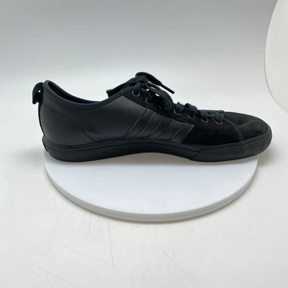 Adidas Sneakers Mens 11.5 Matchcourt DB0583 Black Suede Leather Casual Shoes